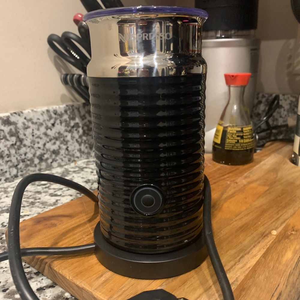 Nespresso Aeroccino 3 BN no box